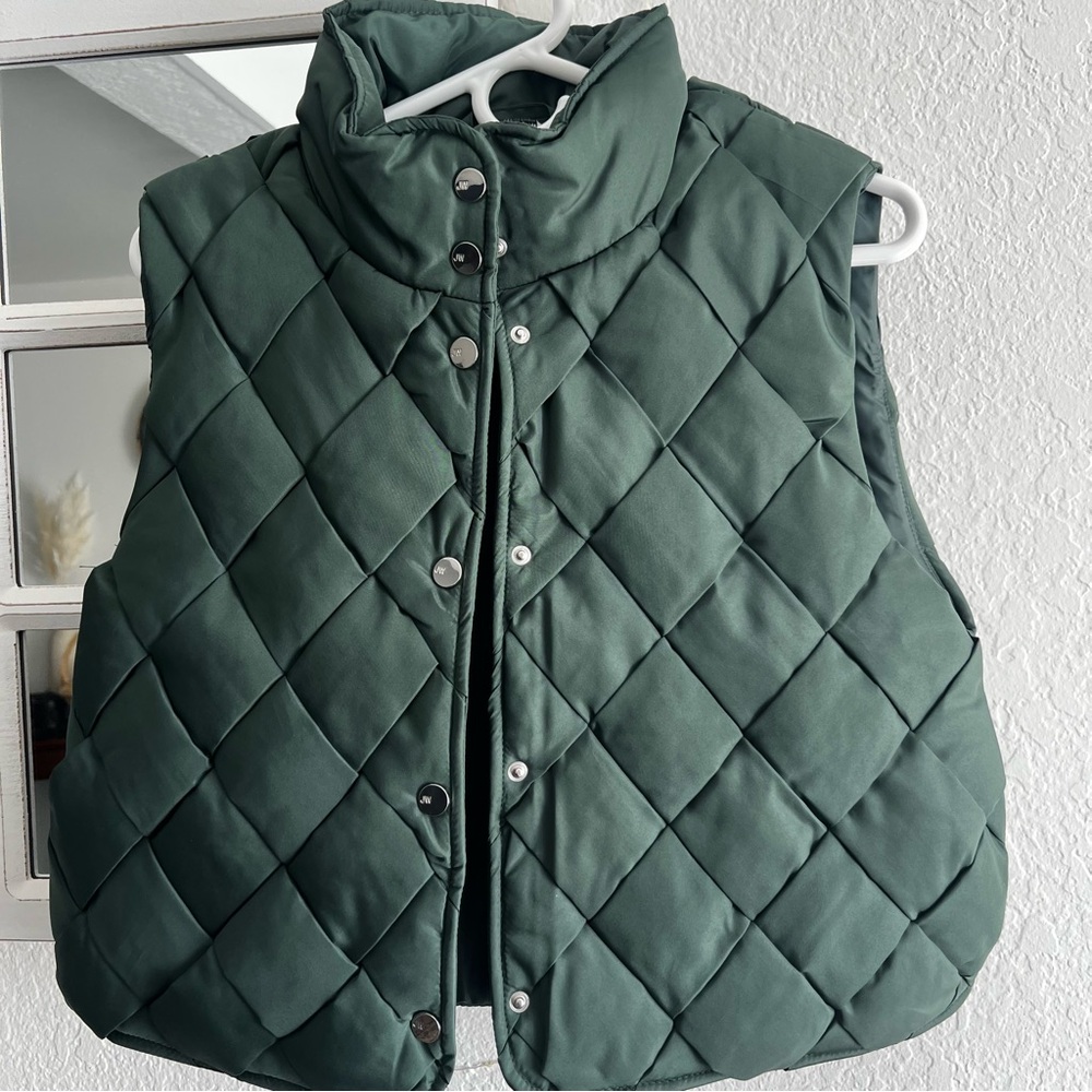 Jason Wu New Green Puffer Vest | Weaving Vest. Women Gilet